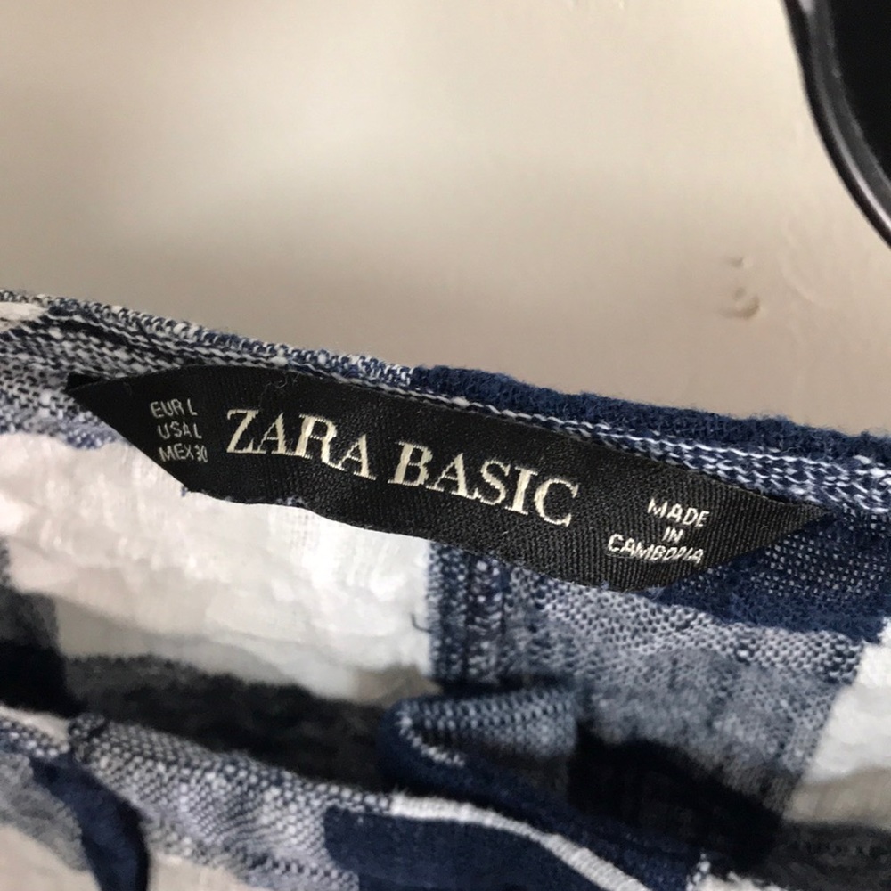Zara - Picture 2 of 2